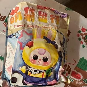 224, NWOT Baby Three Cute Travel Mobile Phone Bag